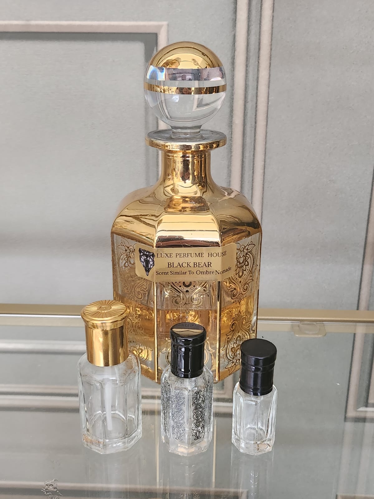 BLACK BEAR-Belongs To The Olfactory Notes Family Similar to Ombre Nomade - LV®)